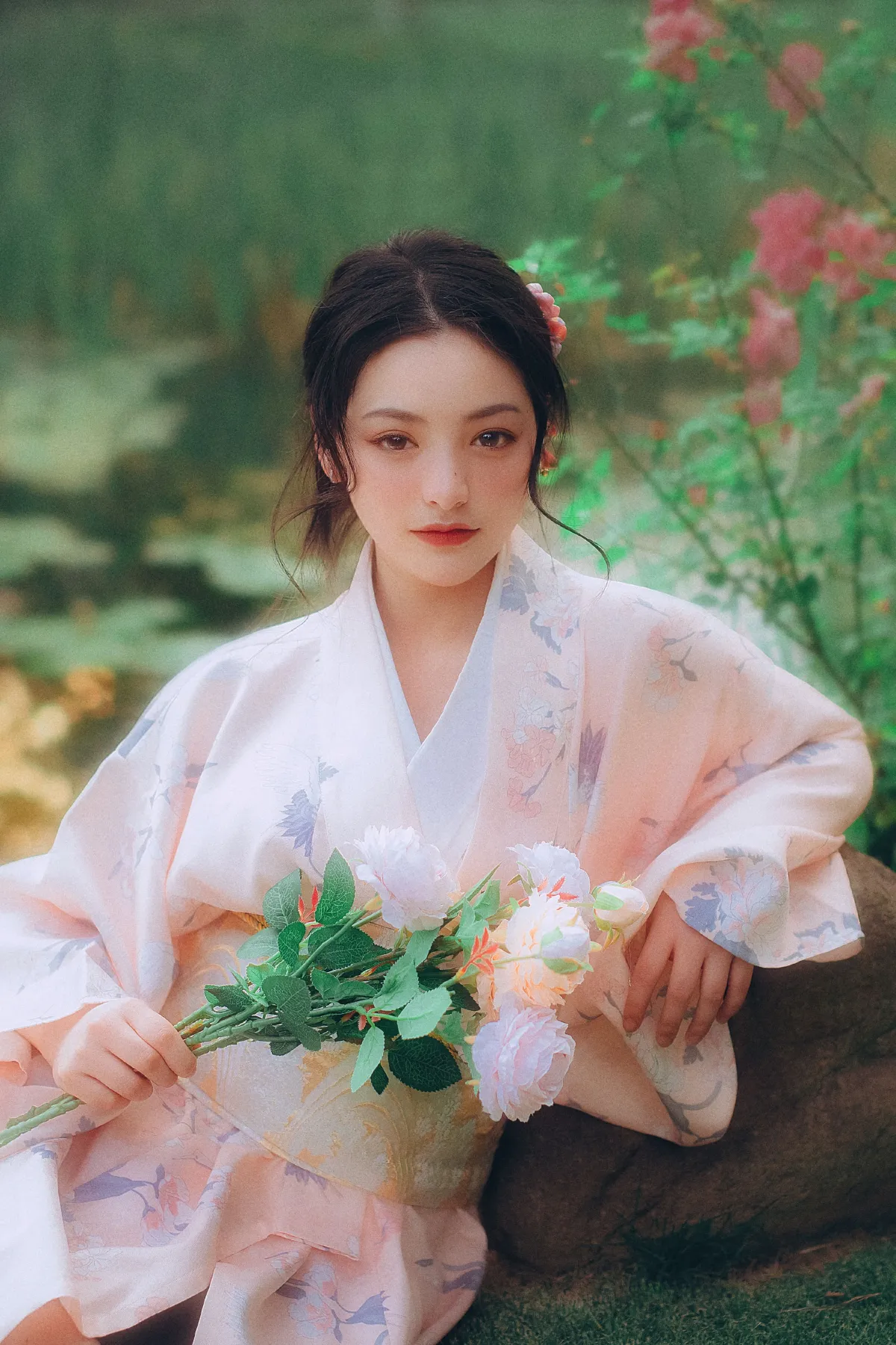 春日的炽热与温柔