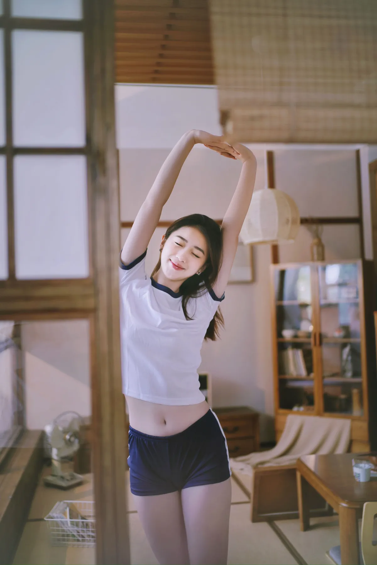 阳光洒满房间的日子