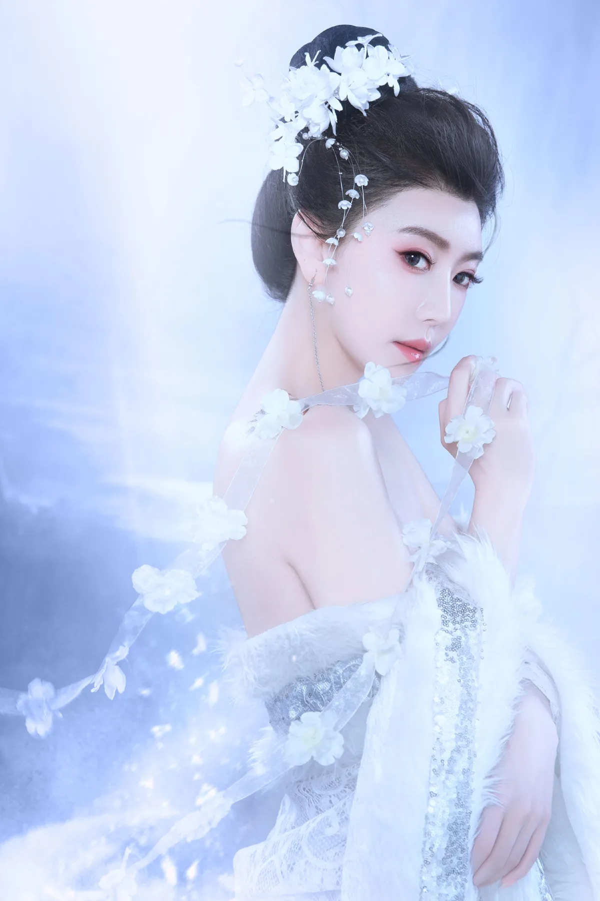 雪清凝