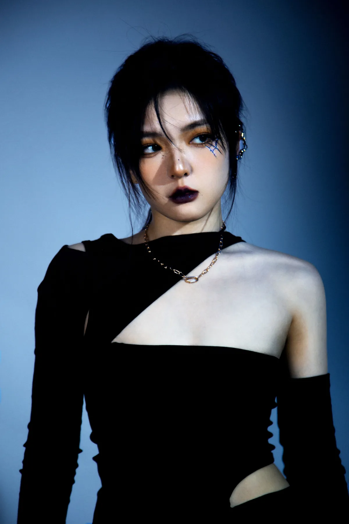 里奈Riina_可乙瘦《暗夜荆棘》美图作品图片5