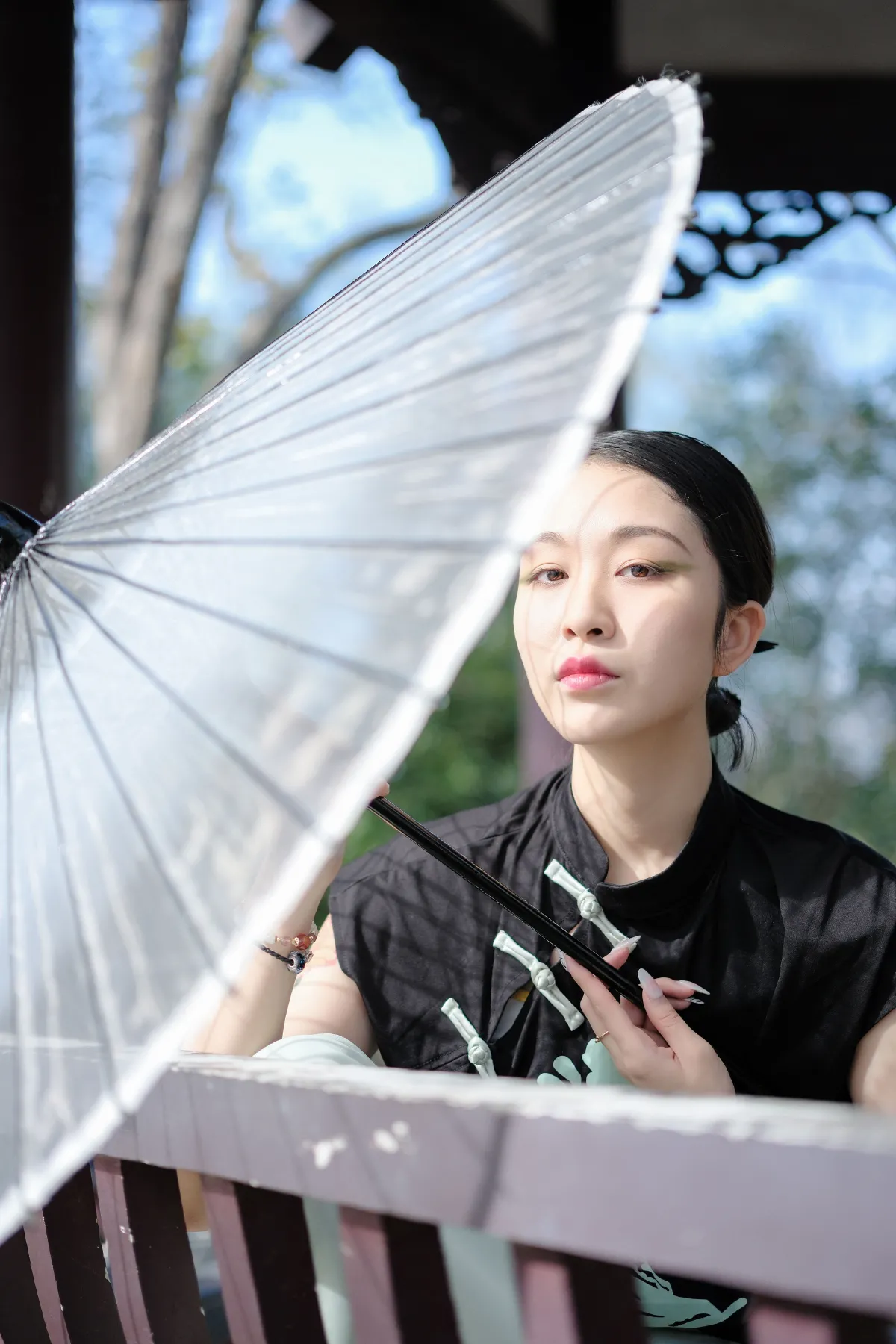 一半山林