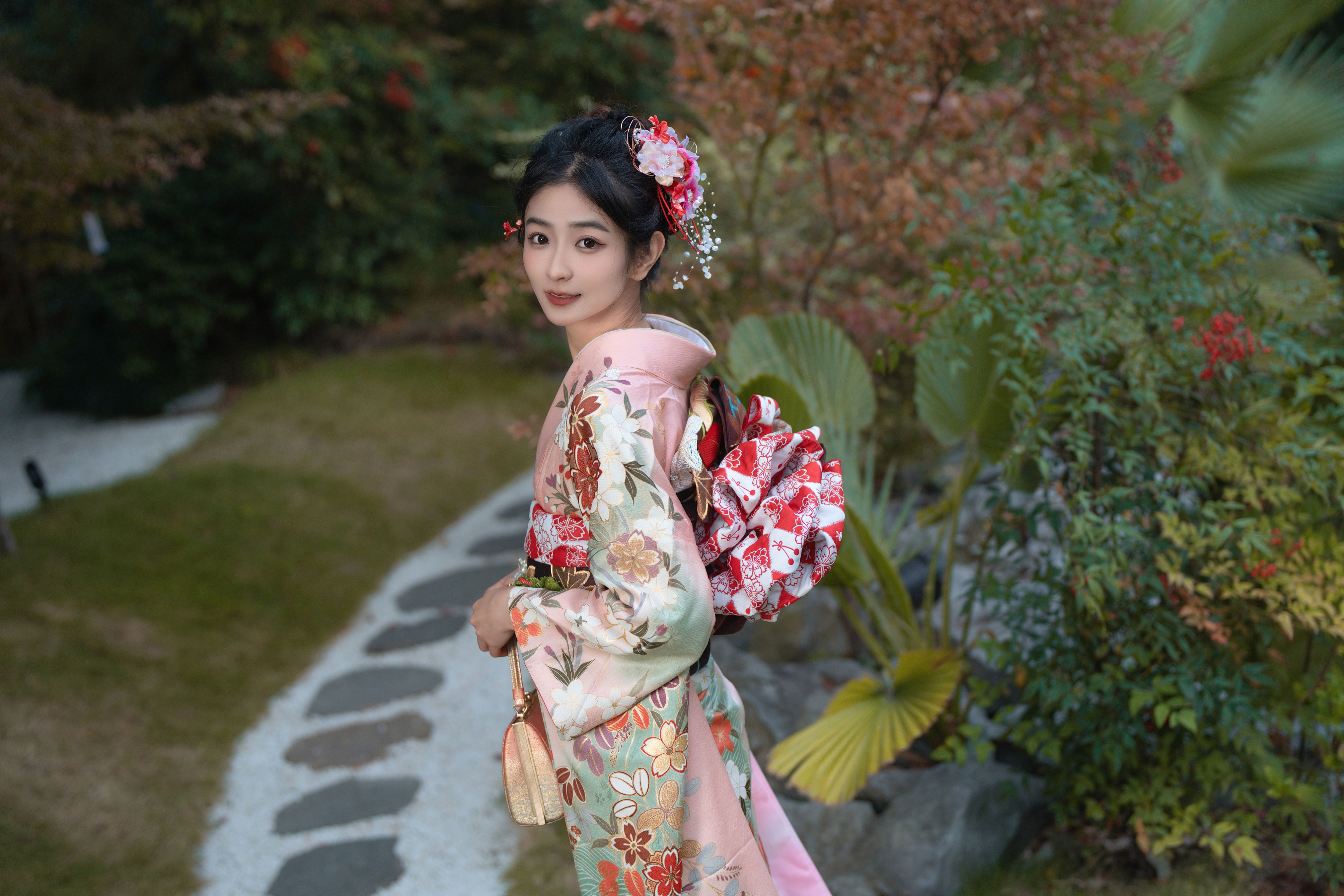 和服之女1