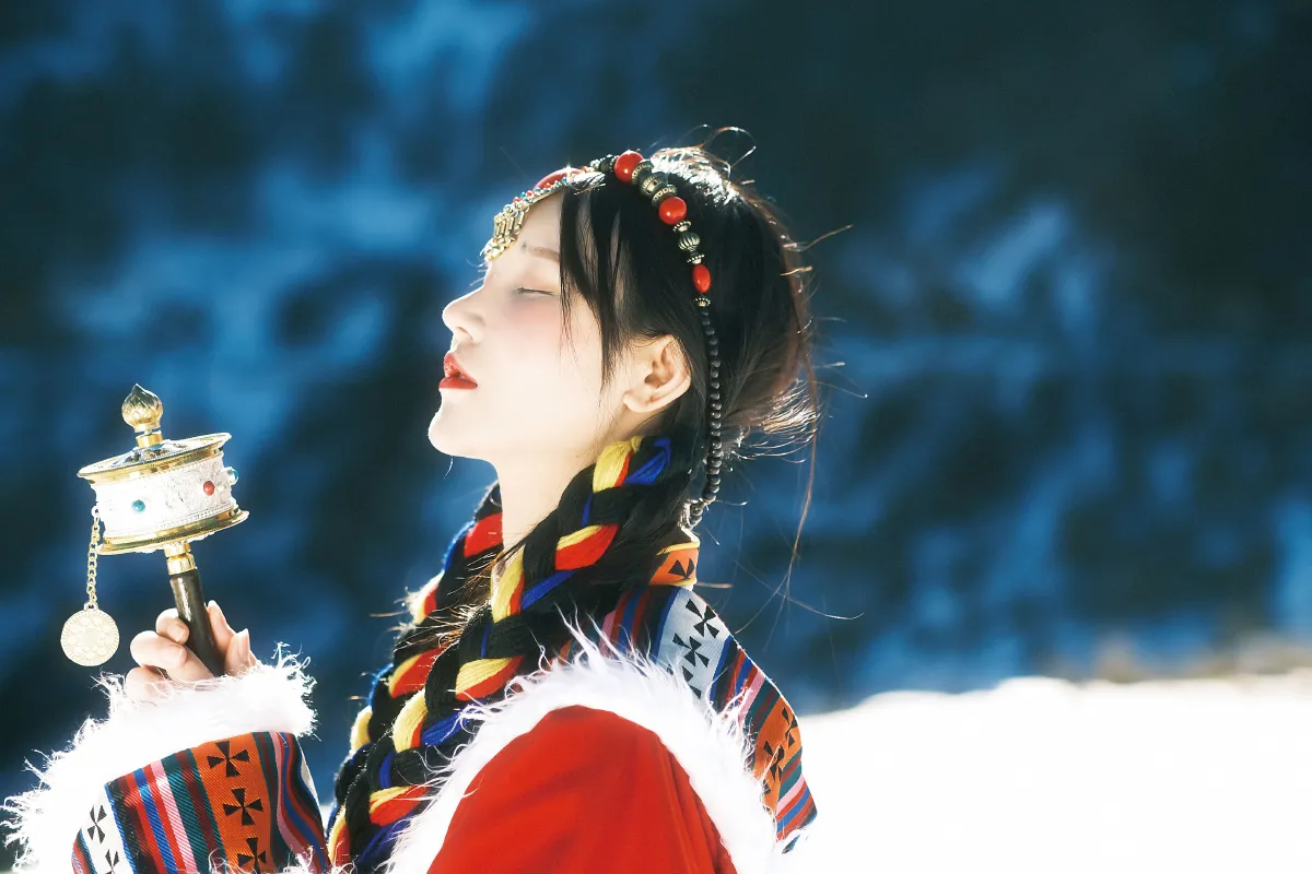 我离不开神山，你带一支格桑花走吧