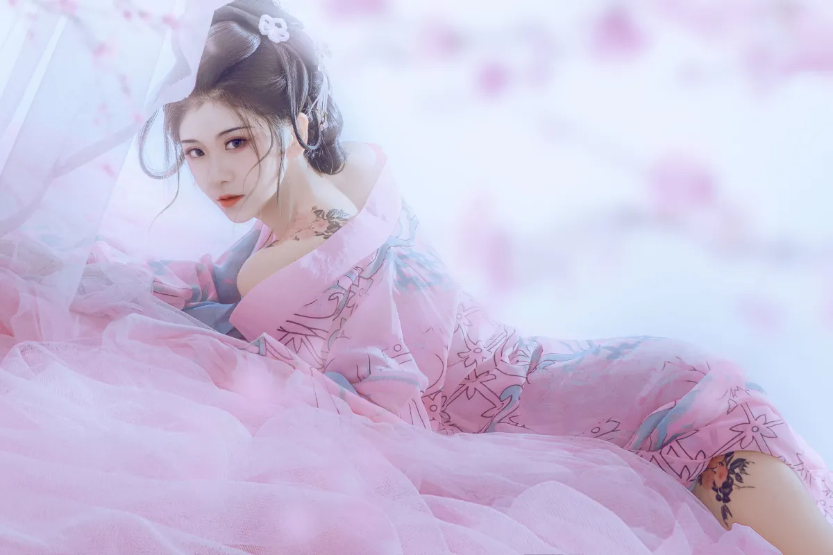 芳年华月