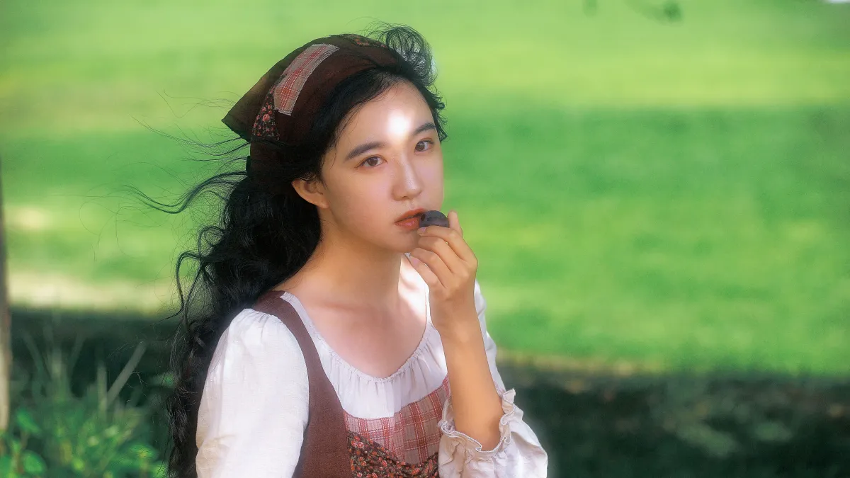 费尔瑞山的少女