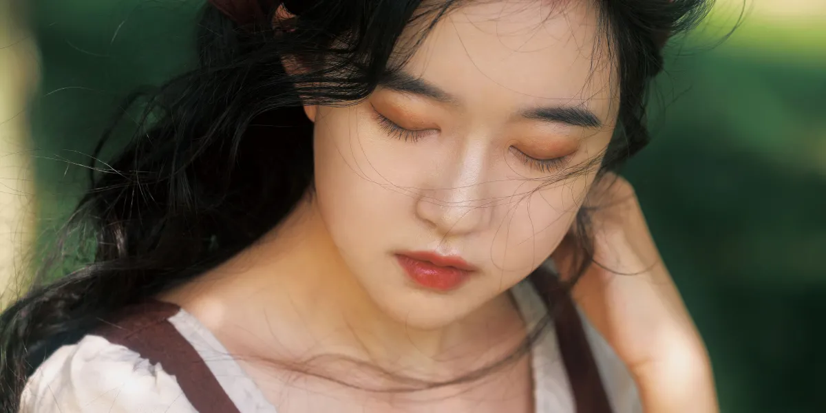费尔瑞山的少女