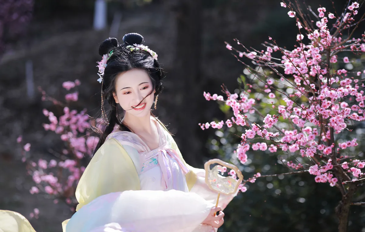 幸得识卿桃花面