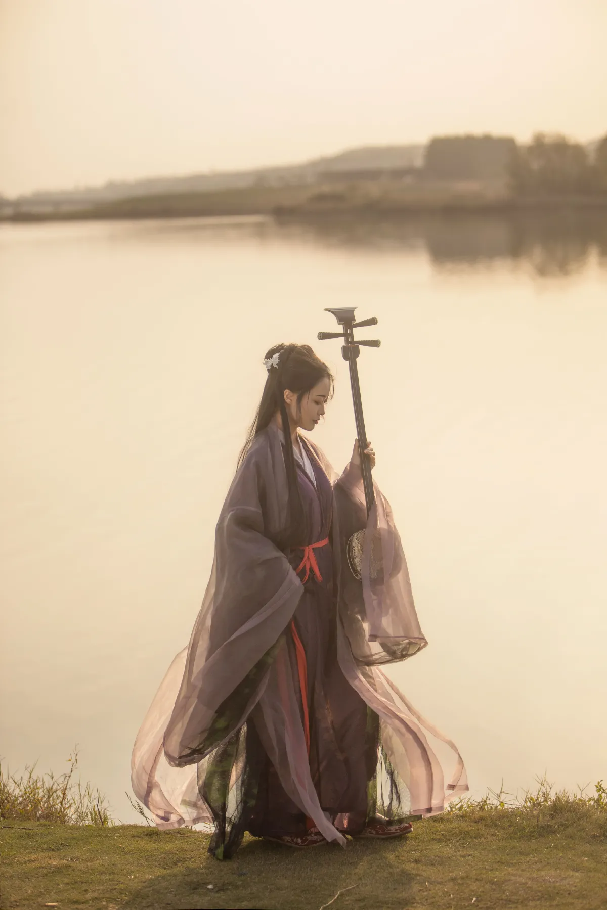 出门拍照的小小怪_拂雪ins《塞上》美图作品图片5