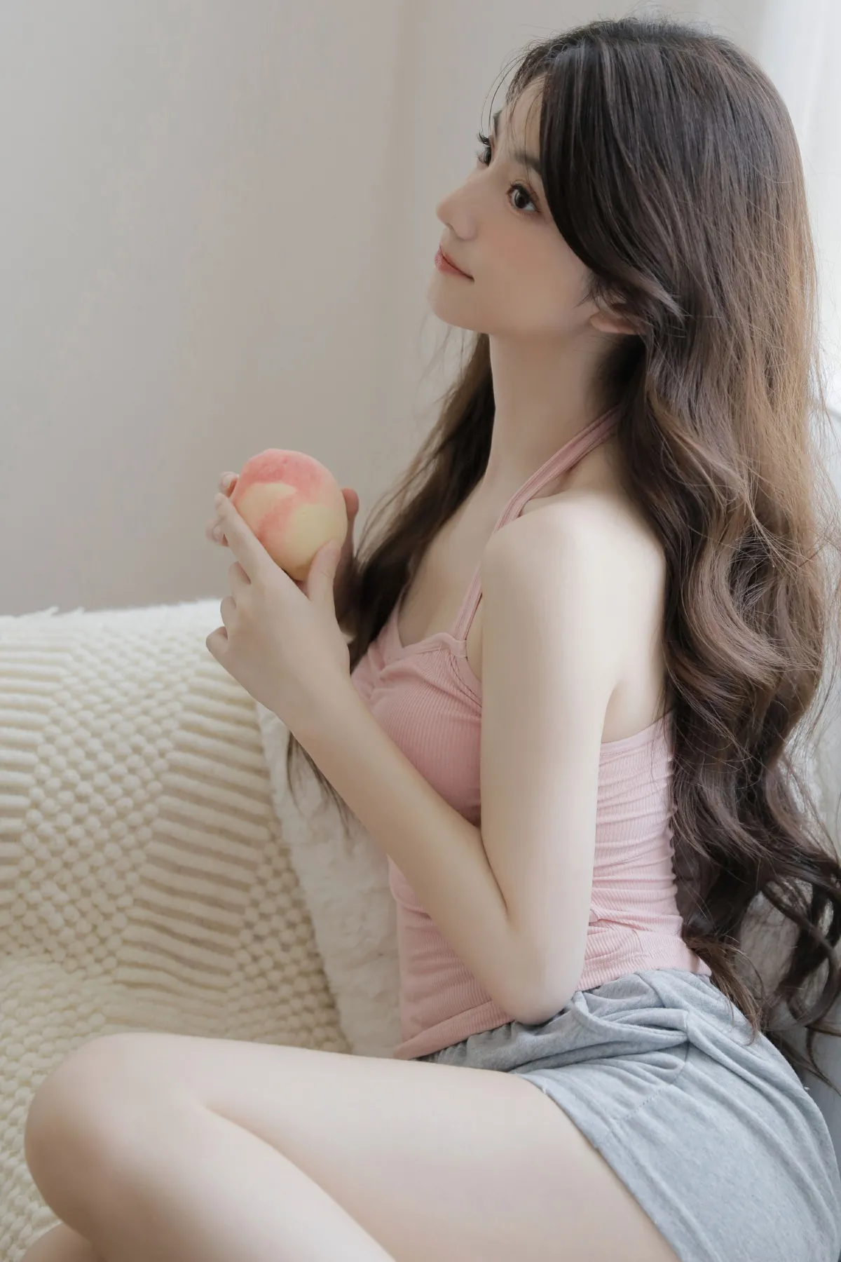 蜜桃女孩