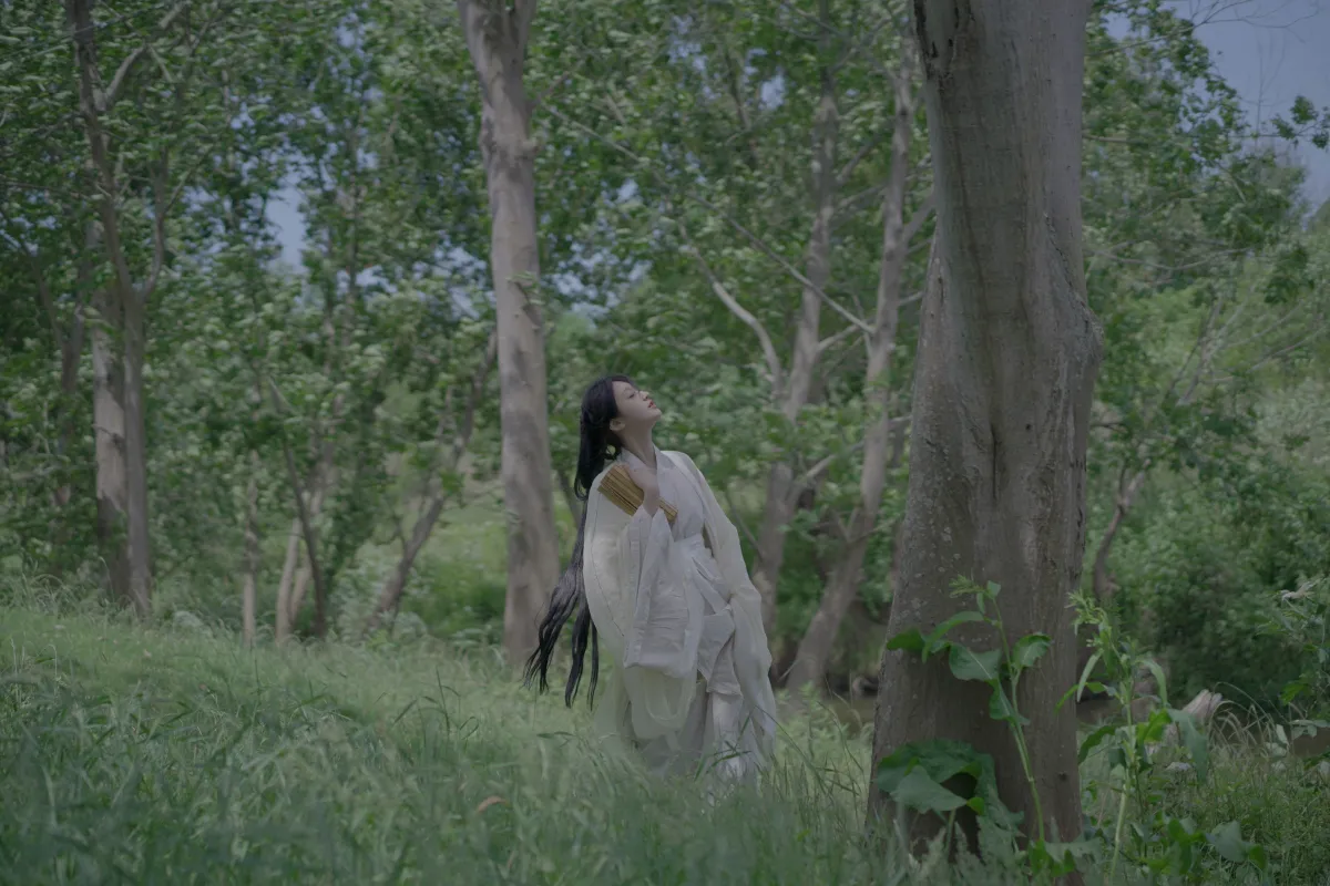 春