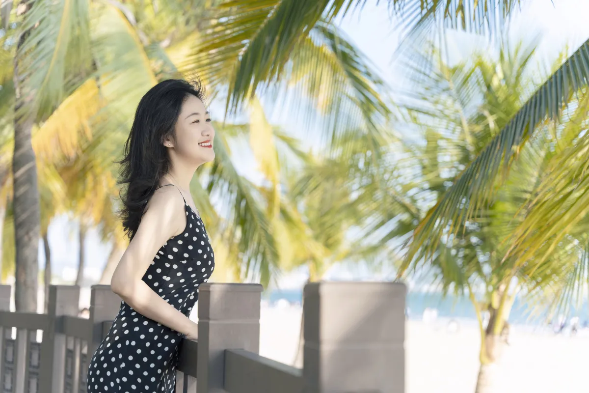 海边点点裙