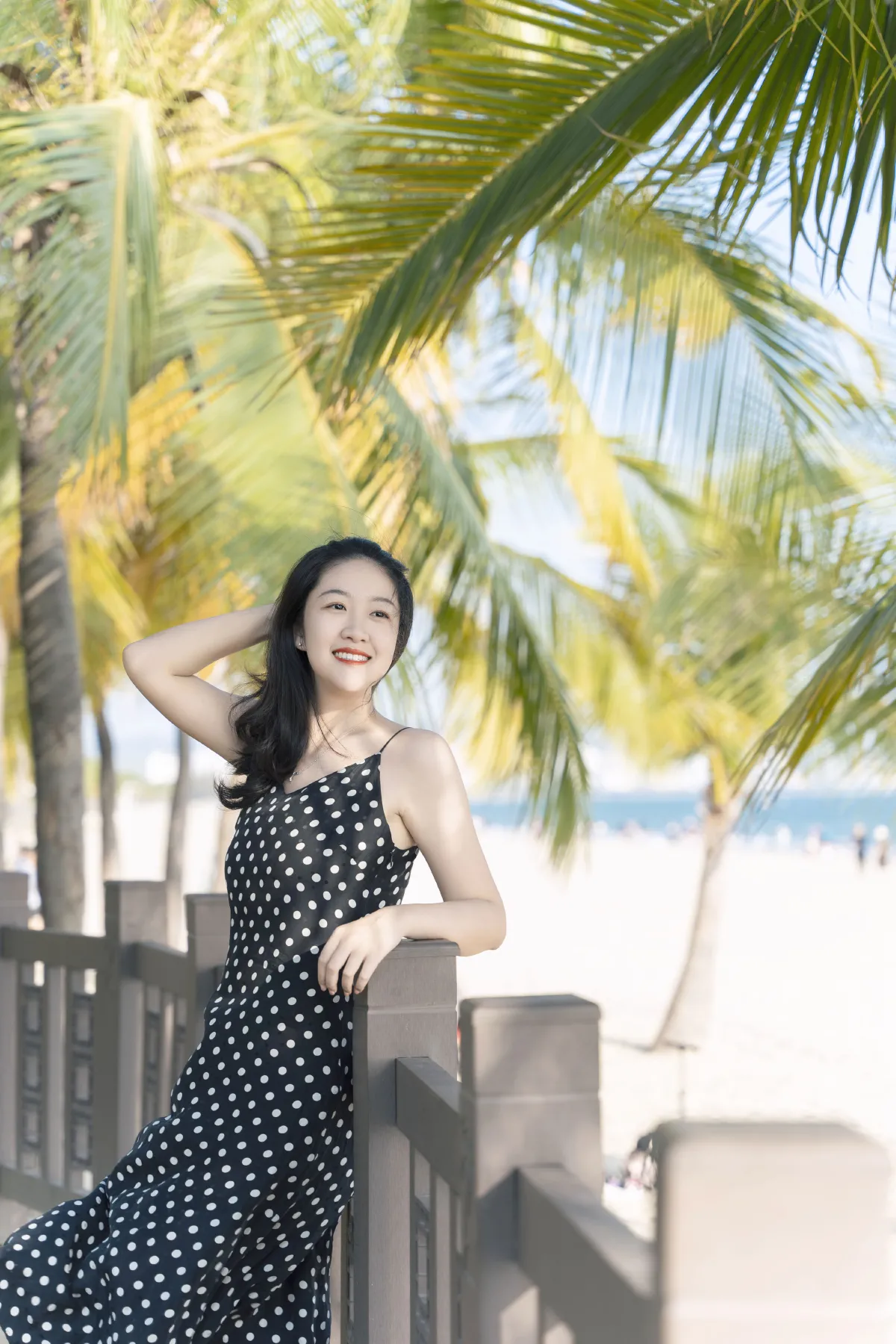 海边点点裙