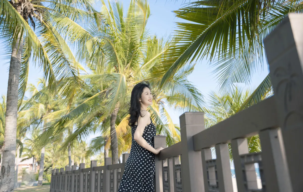 海边点点裙