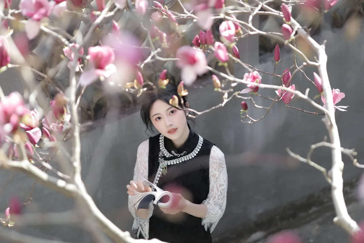 大燕儿lois_粉面姑娘《玉兰花》美图作品图片5