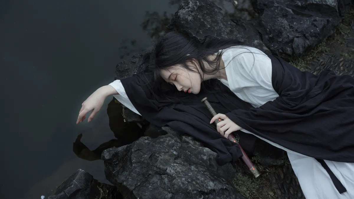清冷三月