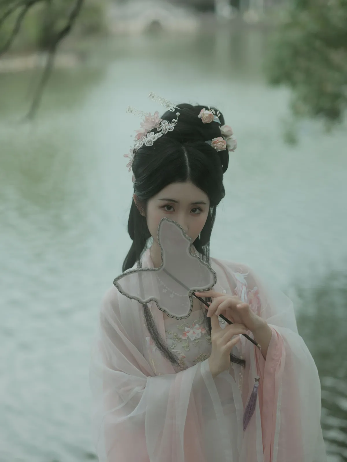 乌蝇Gor_桃菲子《酒歌》美图作品图片2