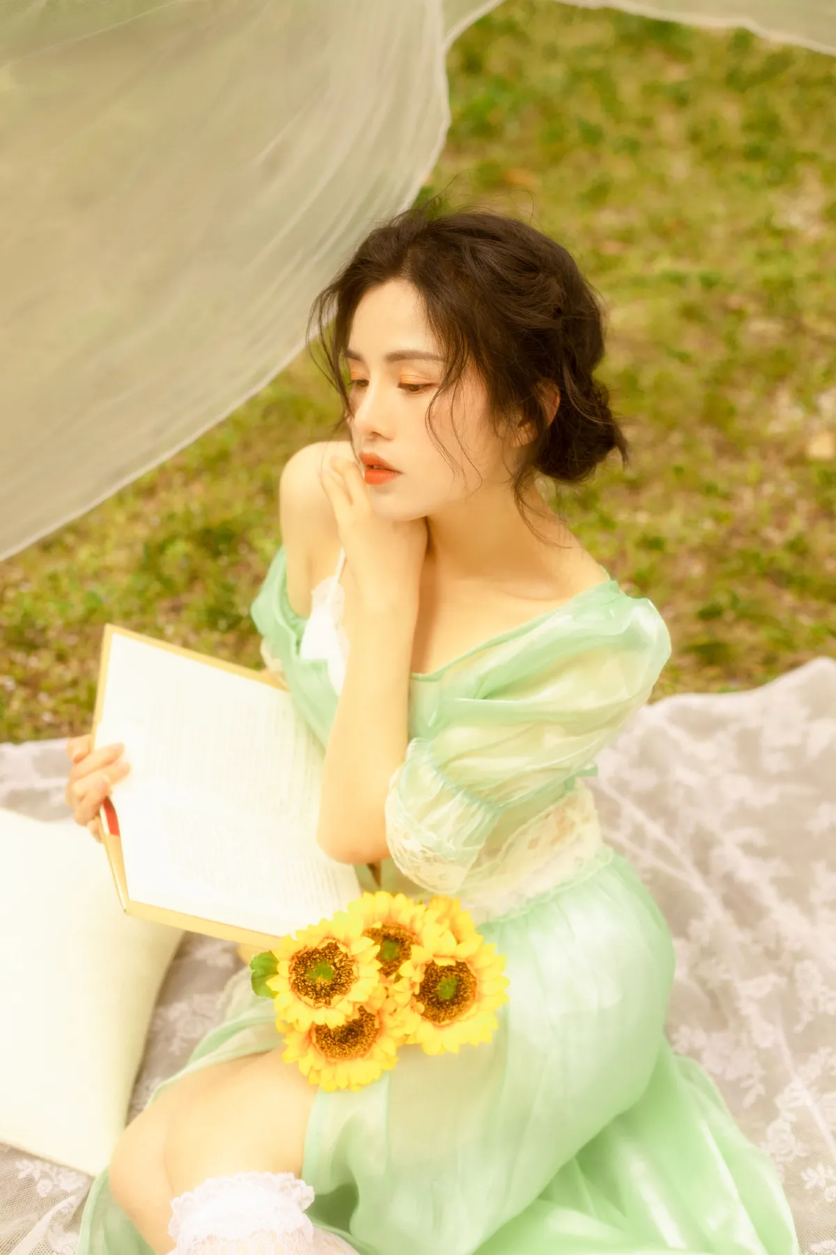 躺进浪漫里