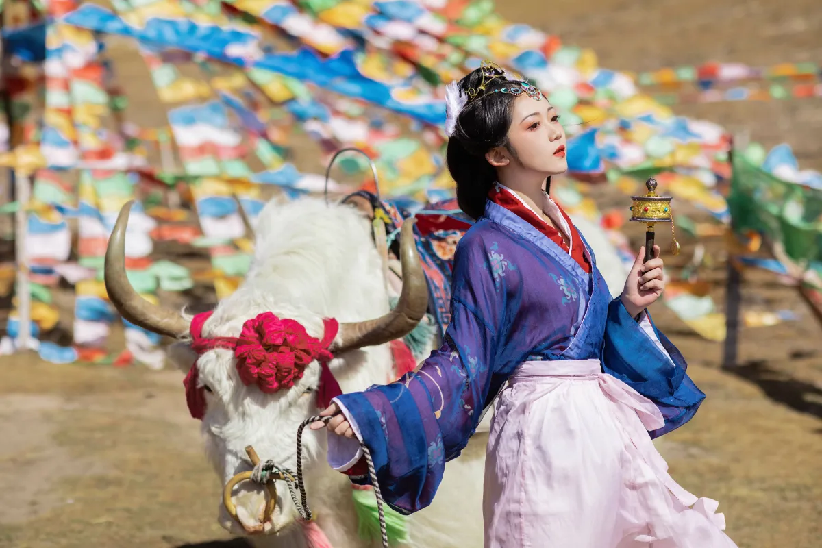 秋哒哒--_沉诗思《山神赋》美图作品图片4