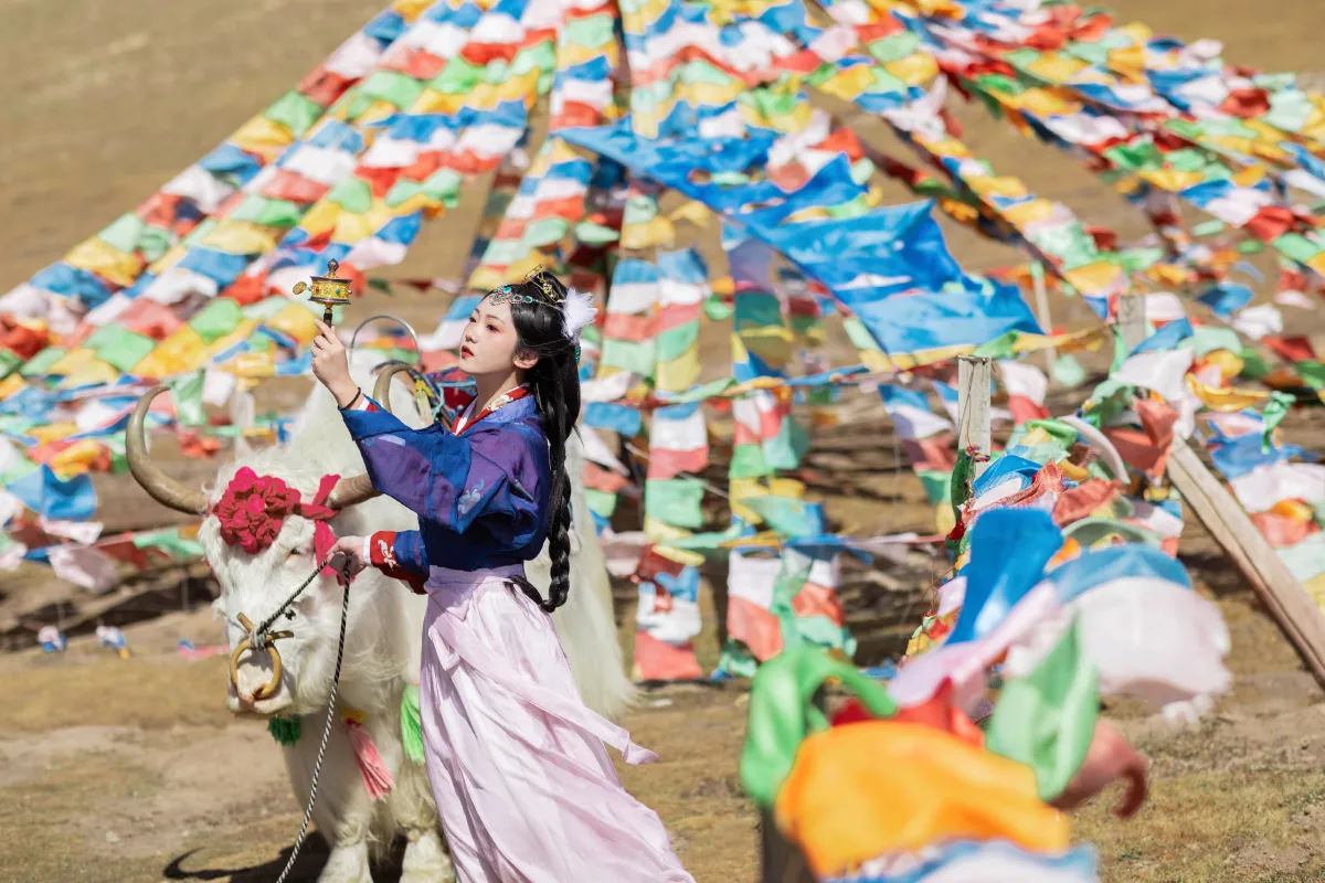 秋哒哒--_沉诗思《山神赋》美图作品图片5