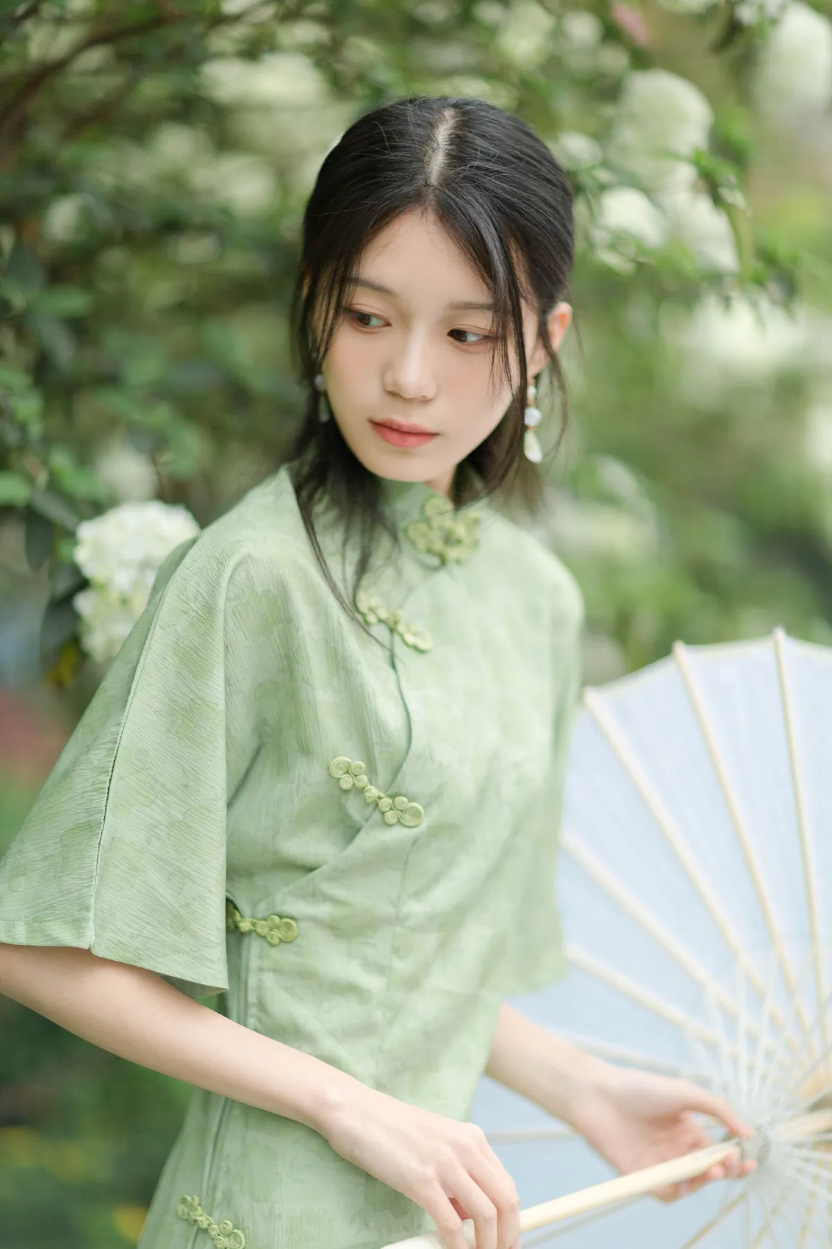 人间四月3