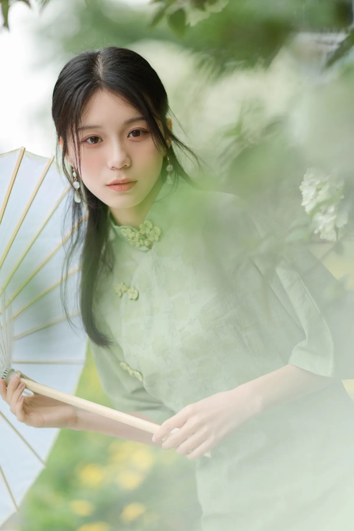人间四月