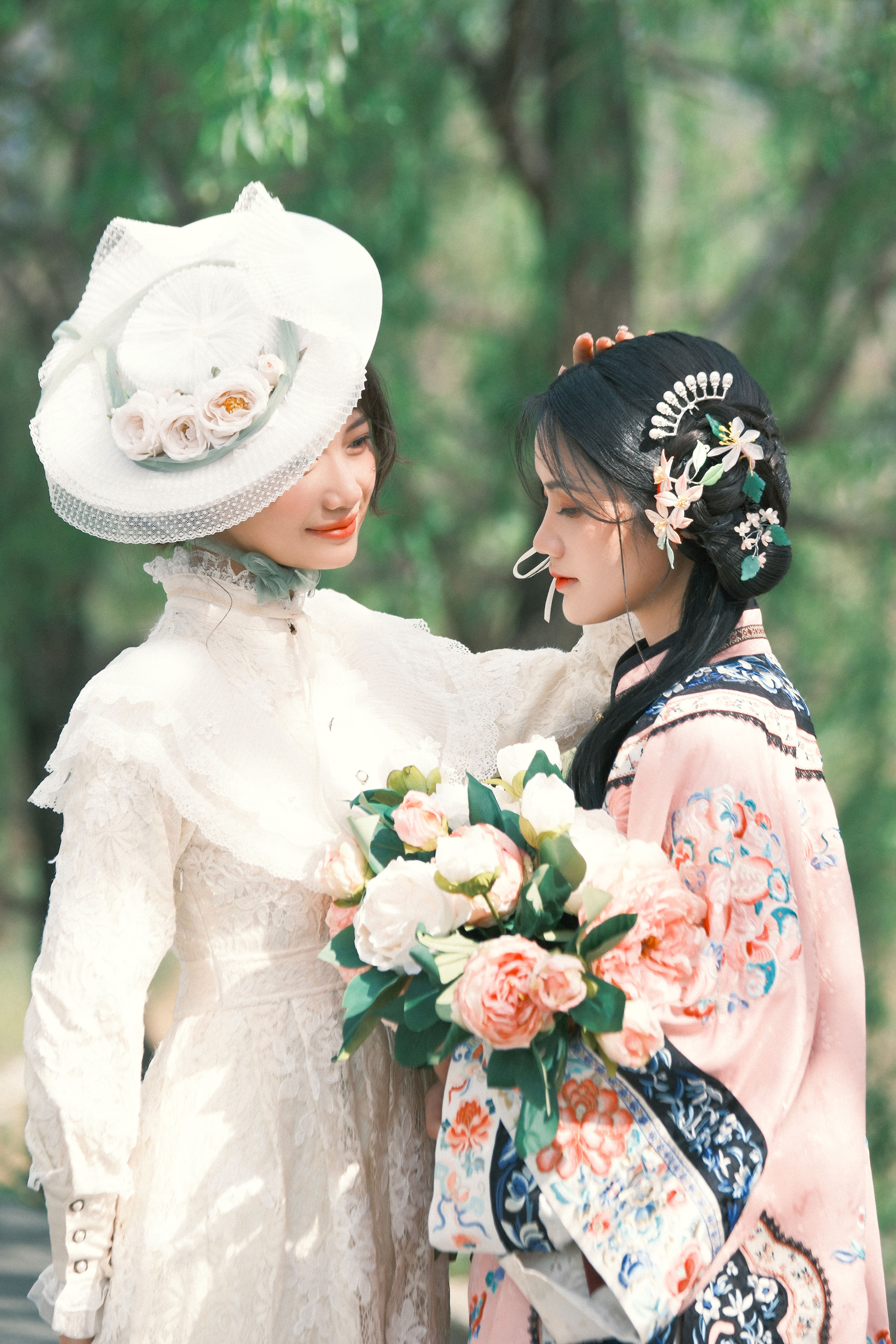 两个女孩的故事