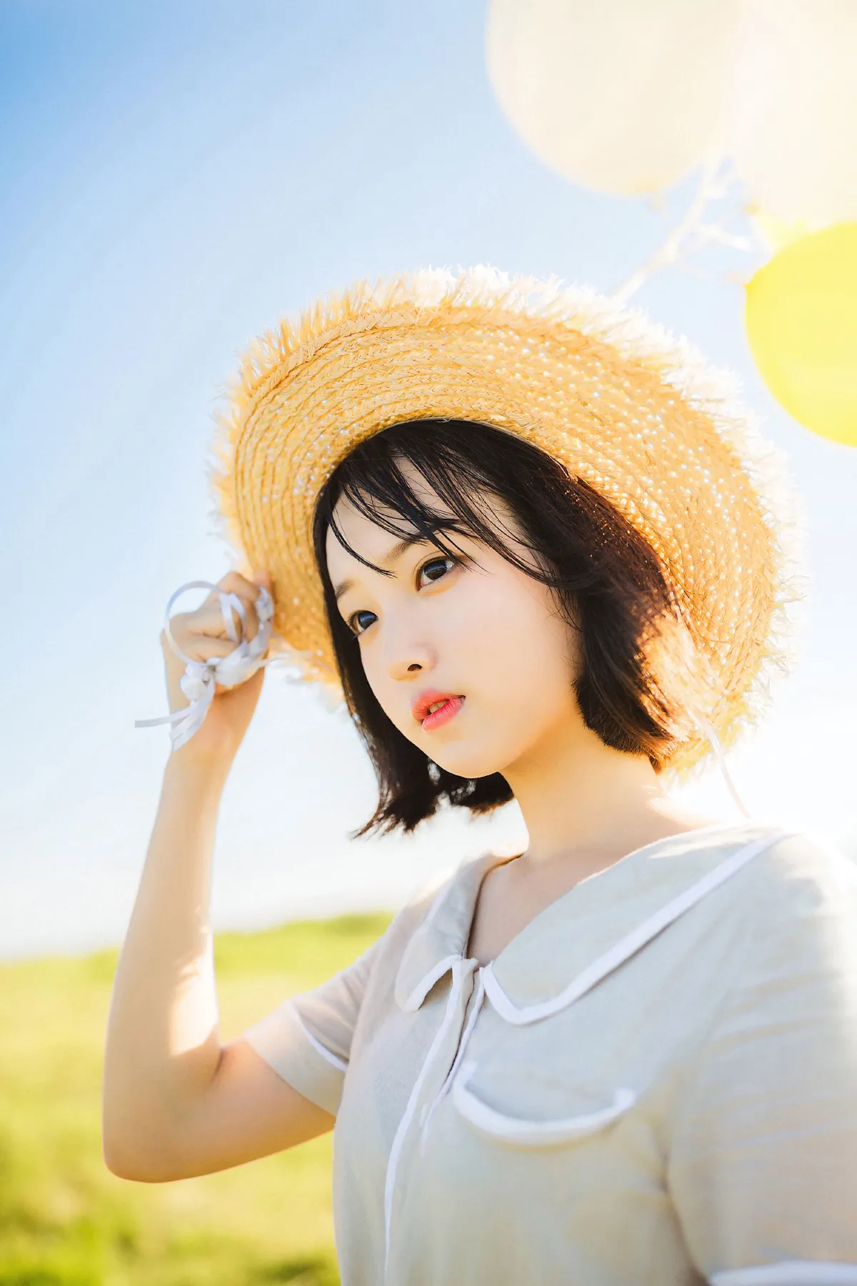 你深邃的眼眸犹如漫天星辰坠入大海
