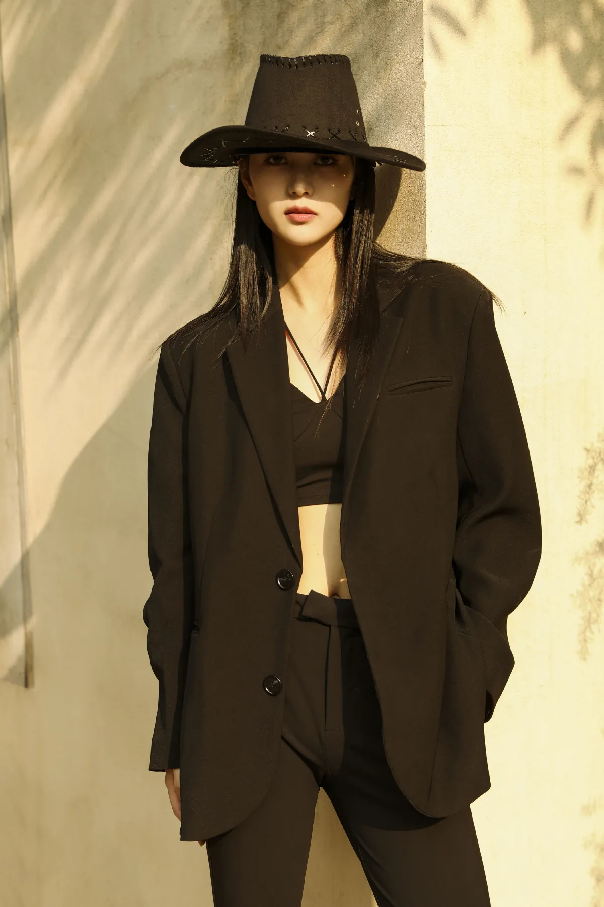 BLACK HAT
