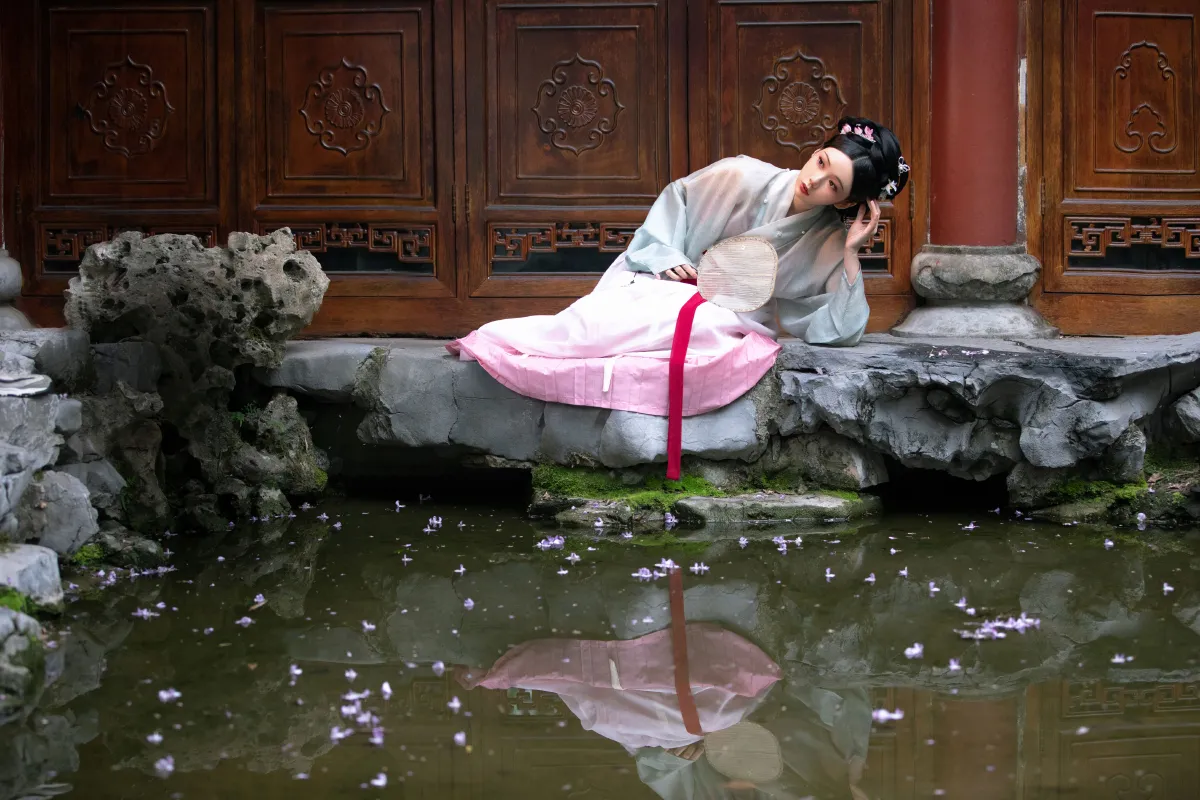 潭上紫藤