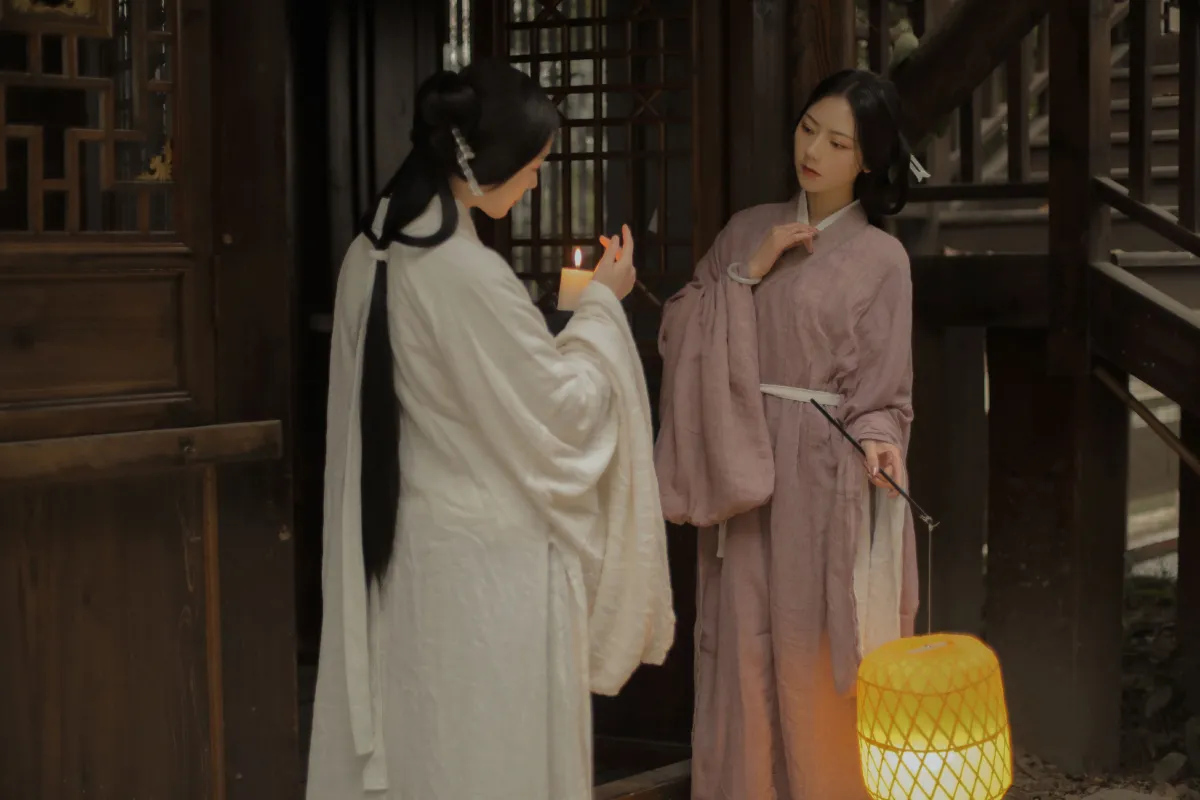 姐妹游园