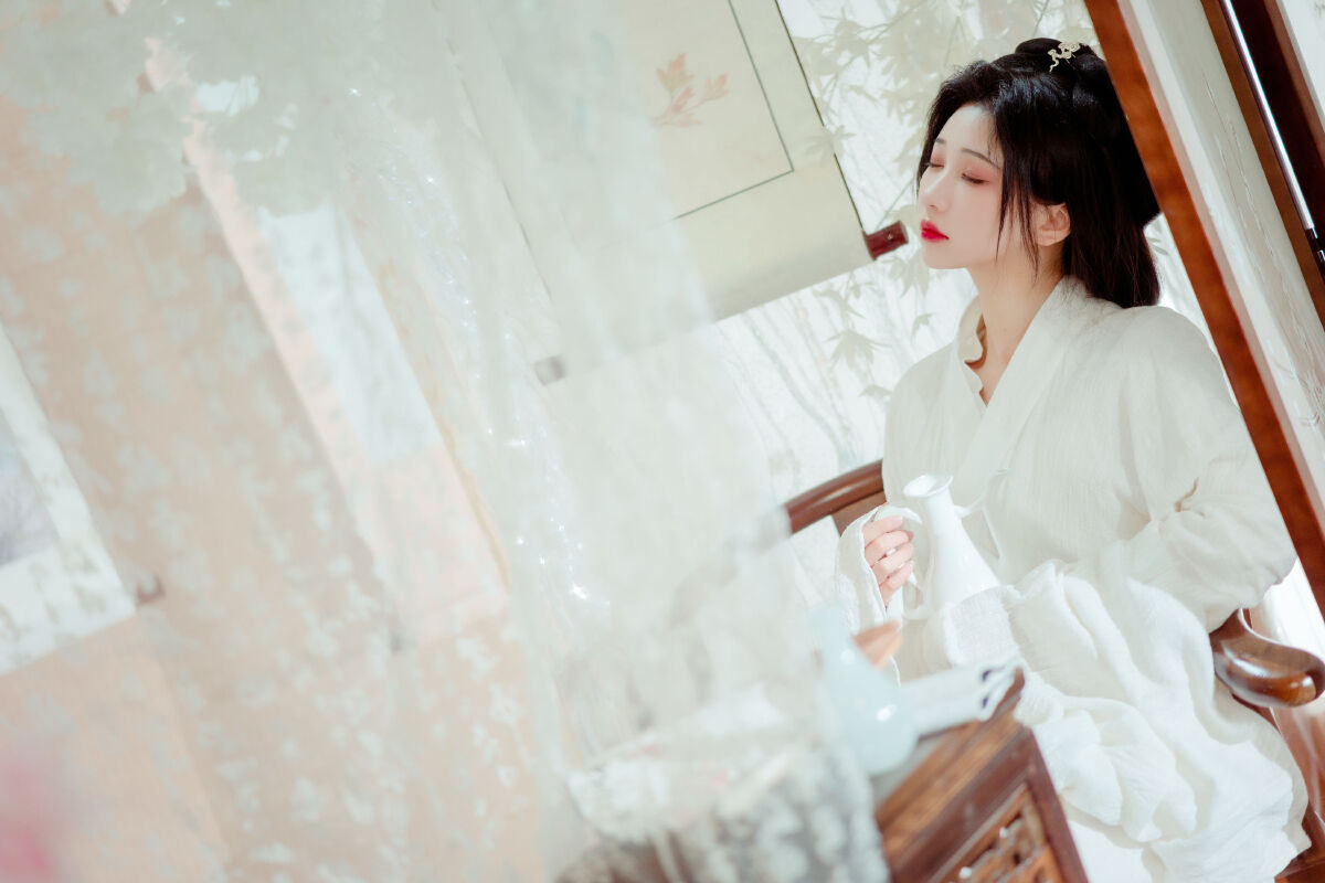 少时白_绮罗生的小苏苏《相忘》美图作品图片4