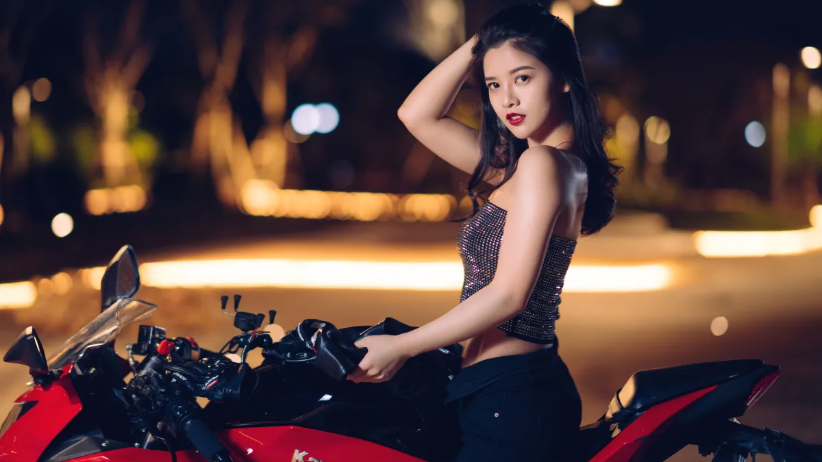 甜辣机车，娇弱少女的酷姐范1