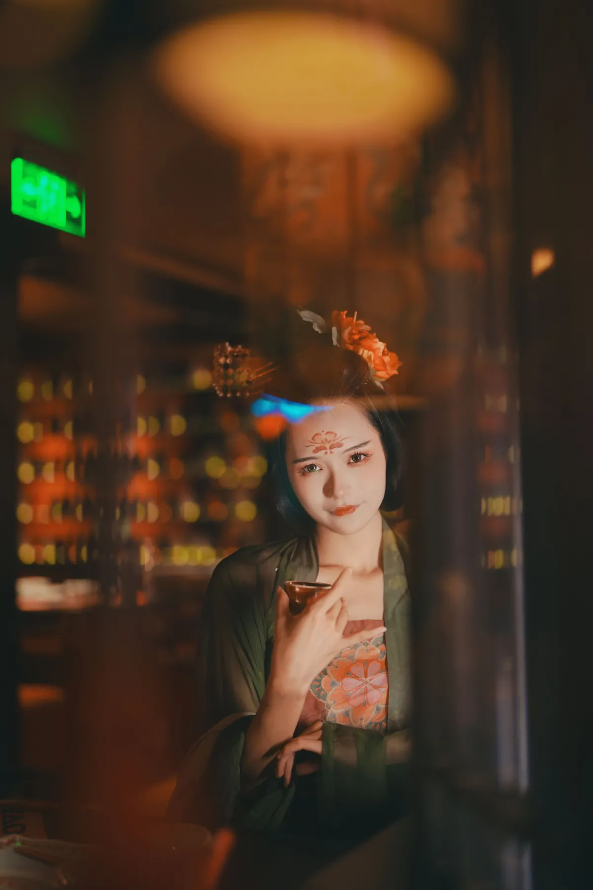 云鬓花颜金步摇