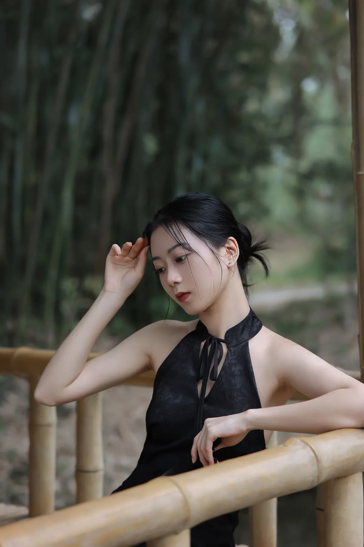 雨细如愁，欲说还休