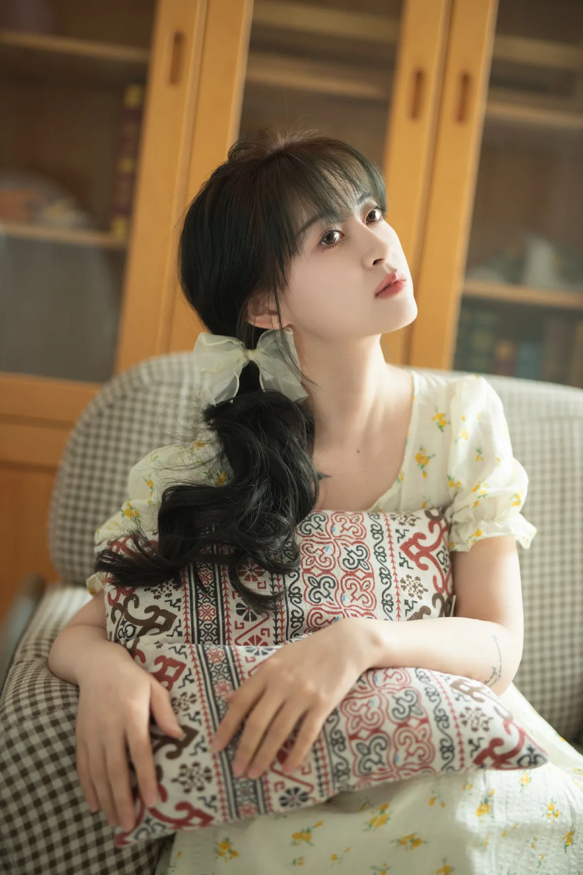 倾海的小健健呀_壹萱-《碎花裙》美图作品图片4