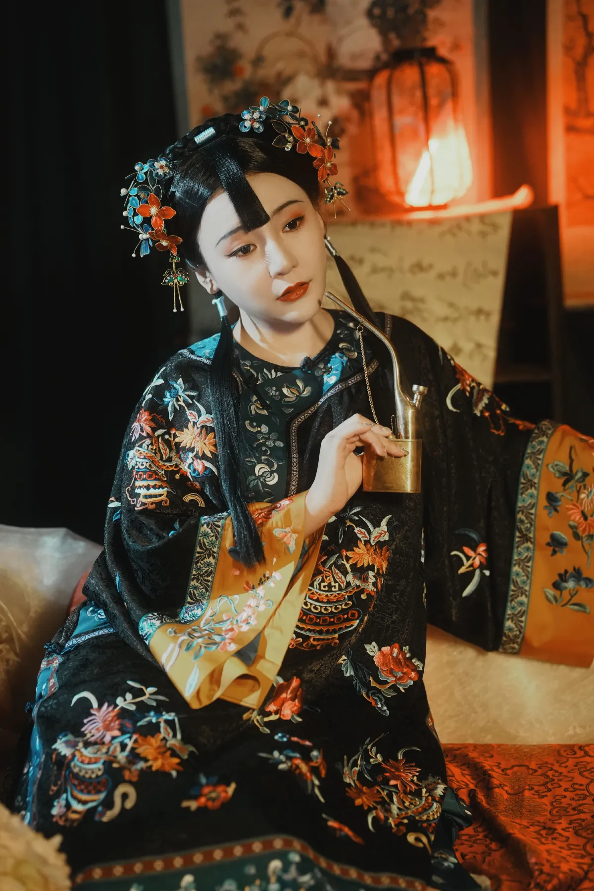 雷斯写真集_罗拉《迷醉清汉》美图作品图片4