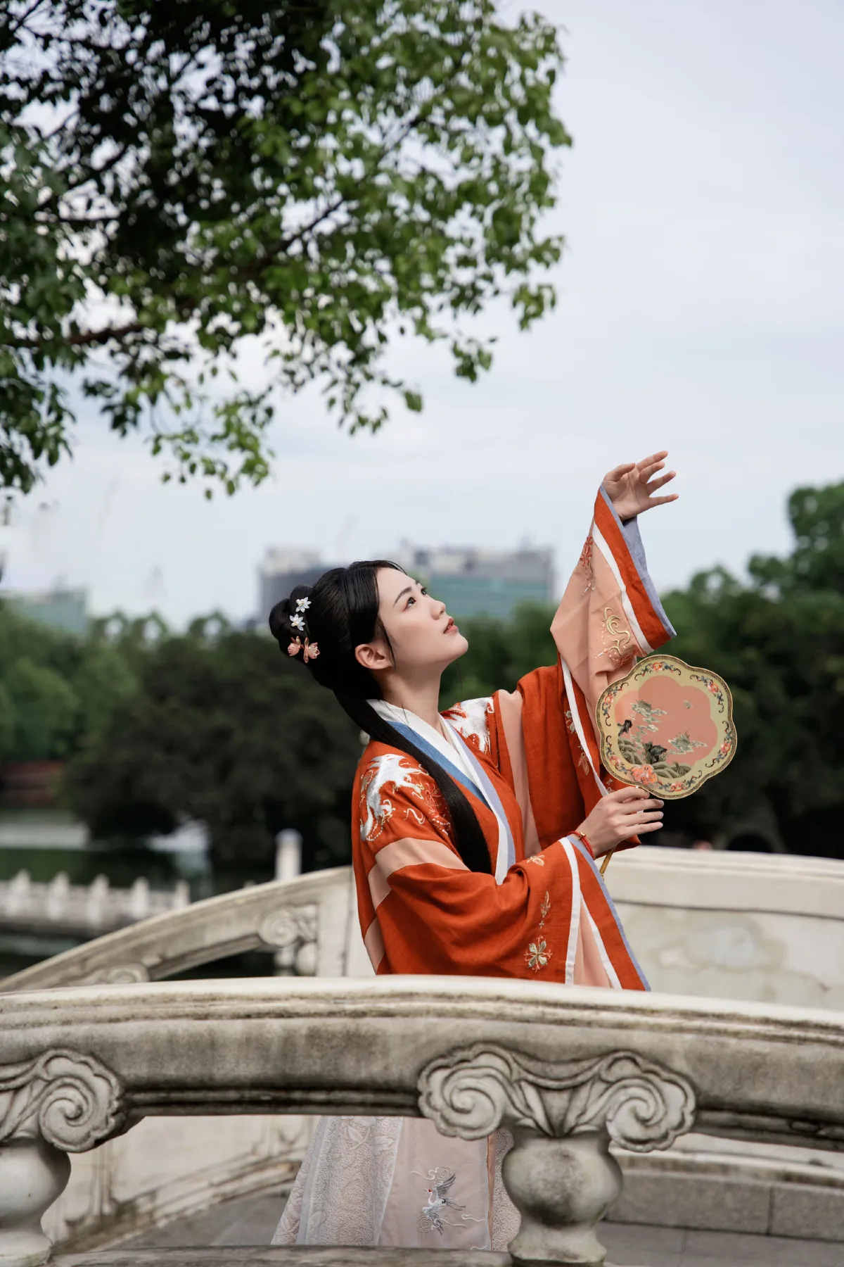89个草莓_柒柒五今天早睡了么《斛春》美图作品图片5