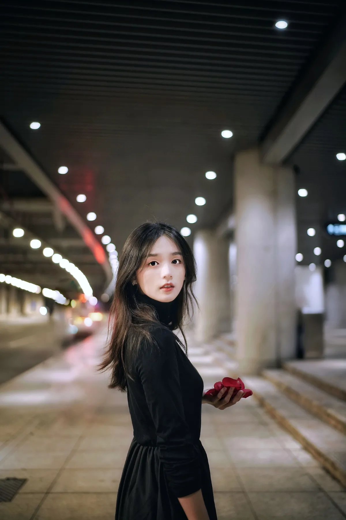 Tommy汤面_雨文《忘不了那一夜的眼神》美图作品图片4
