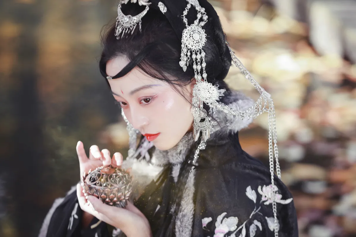 神女1