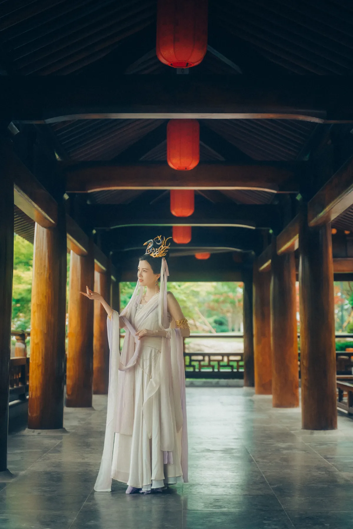 长月烬明