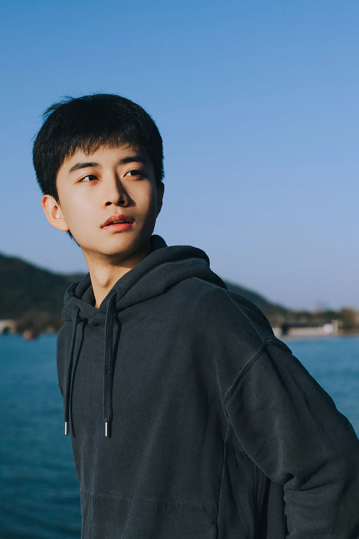 湖边阳光少年3