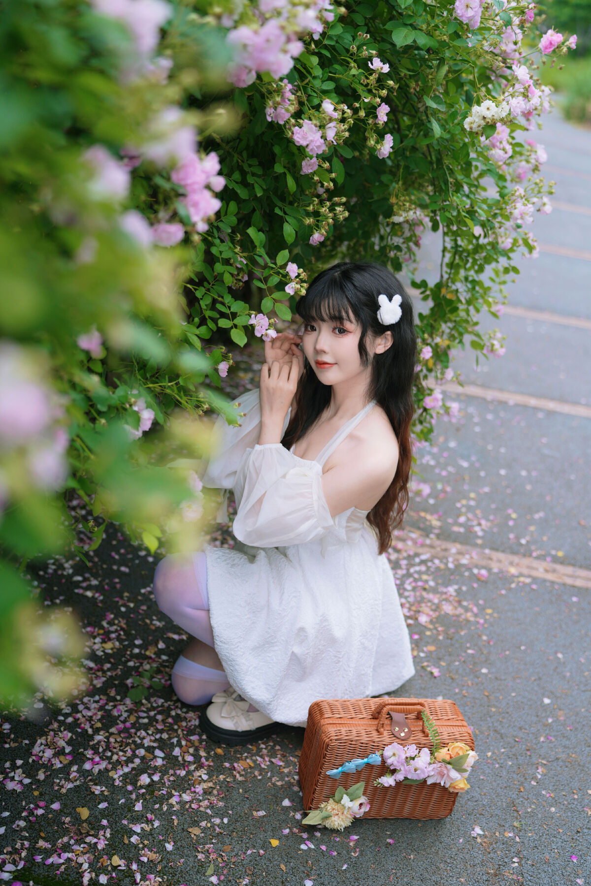 雷斯写真集_丝言不吃包子《初恋蔷薇花》美图作品图片5
