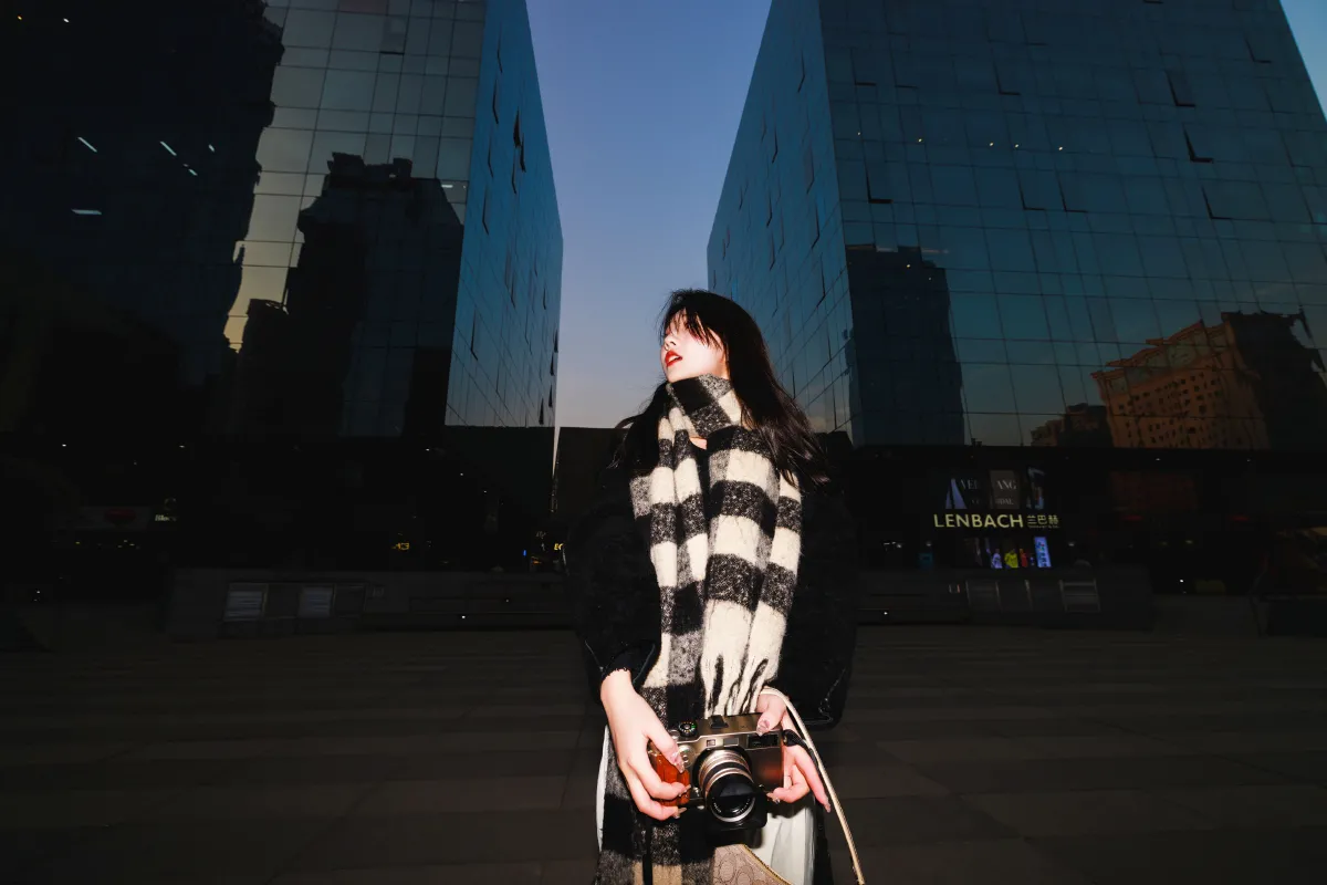 武庚_裴同学《夜景街拍人像》美图作品图片5