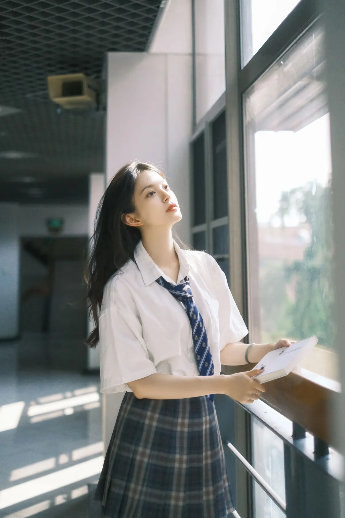 Sa娇少女写真馆_千千《普通夏日》美图作品图片3