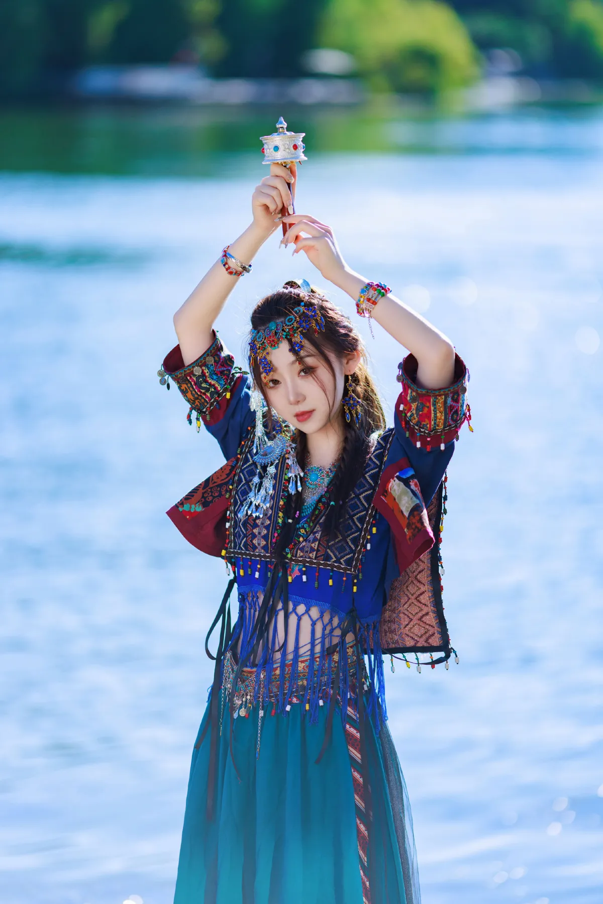 哈萨克少女