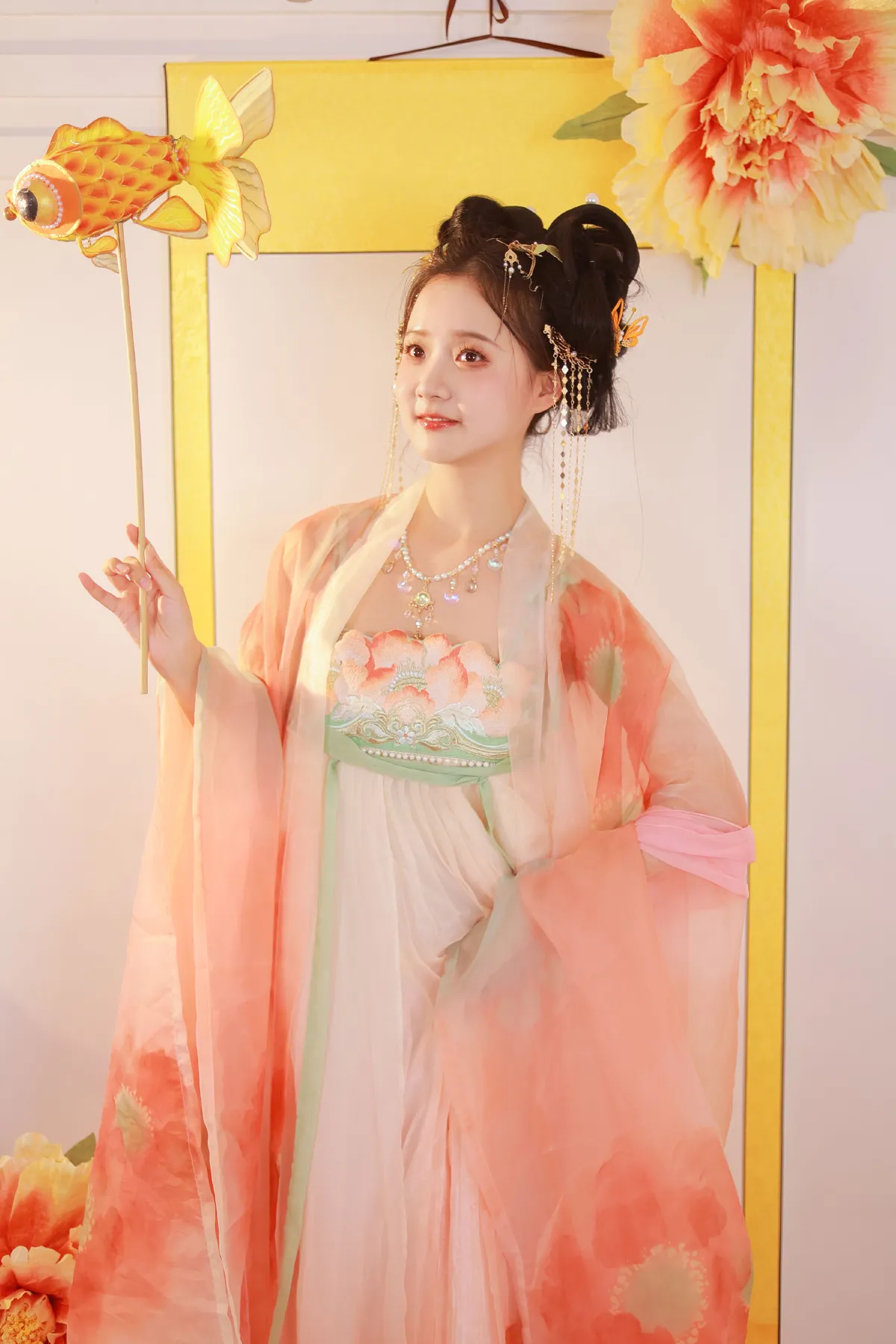 入画来