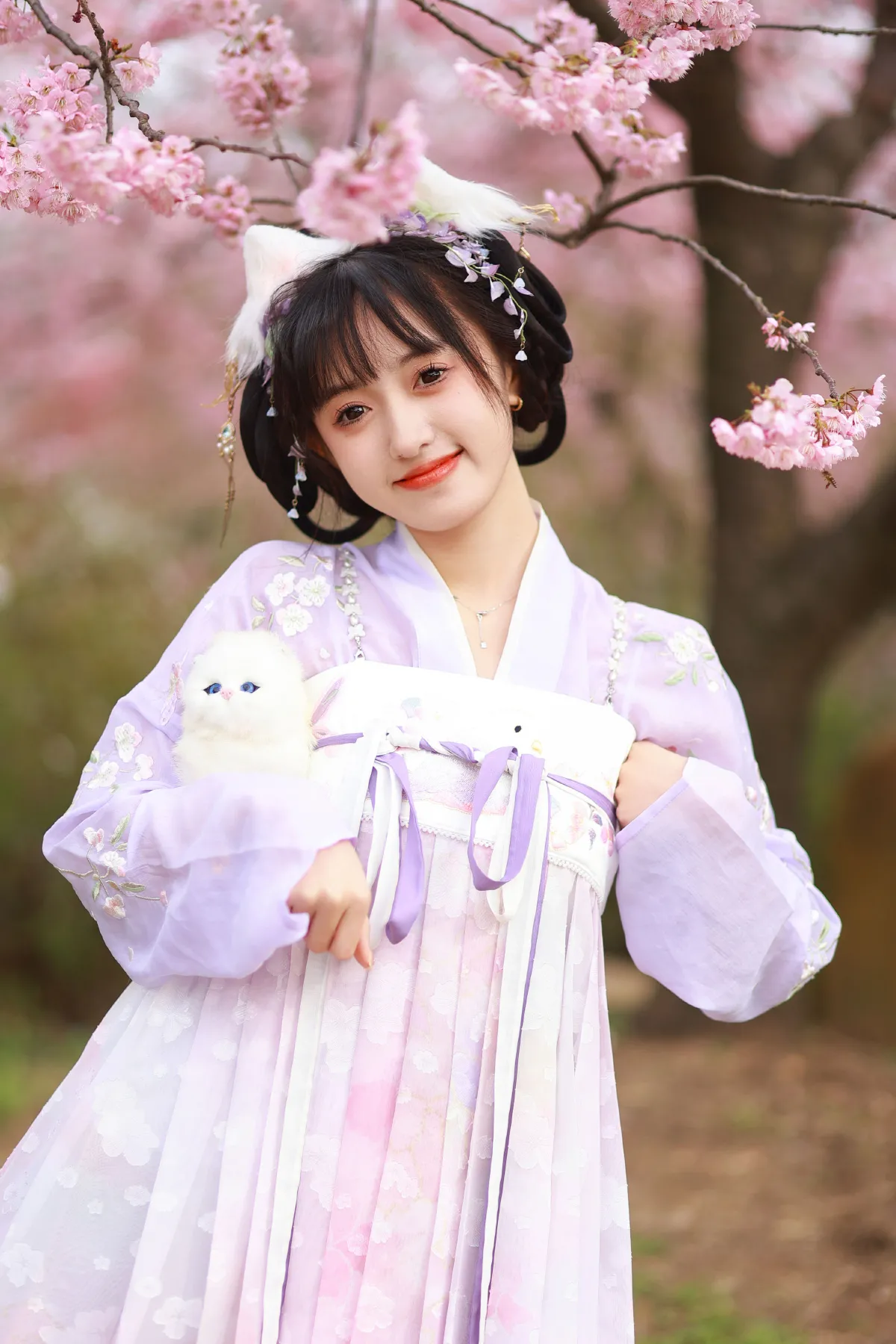 猫耳少女