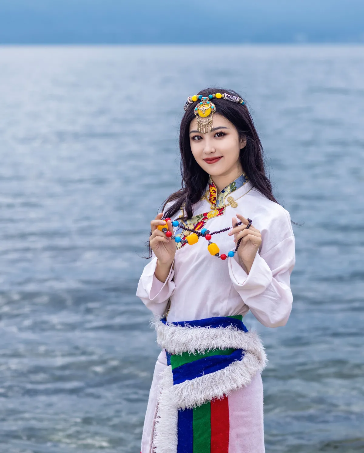 抚仙湖拍藏服