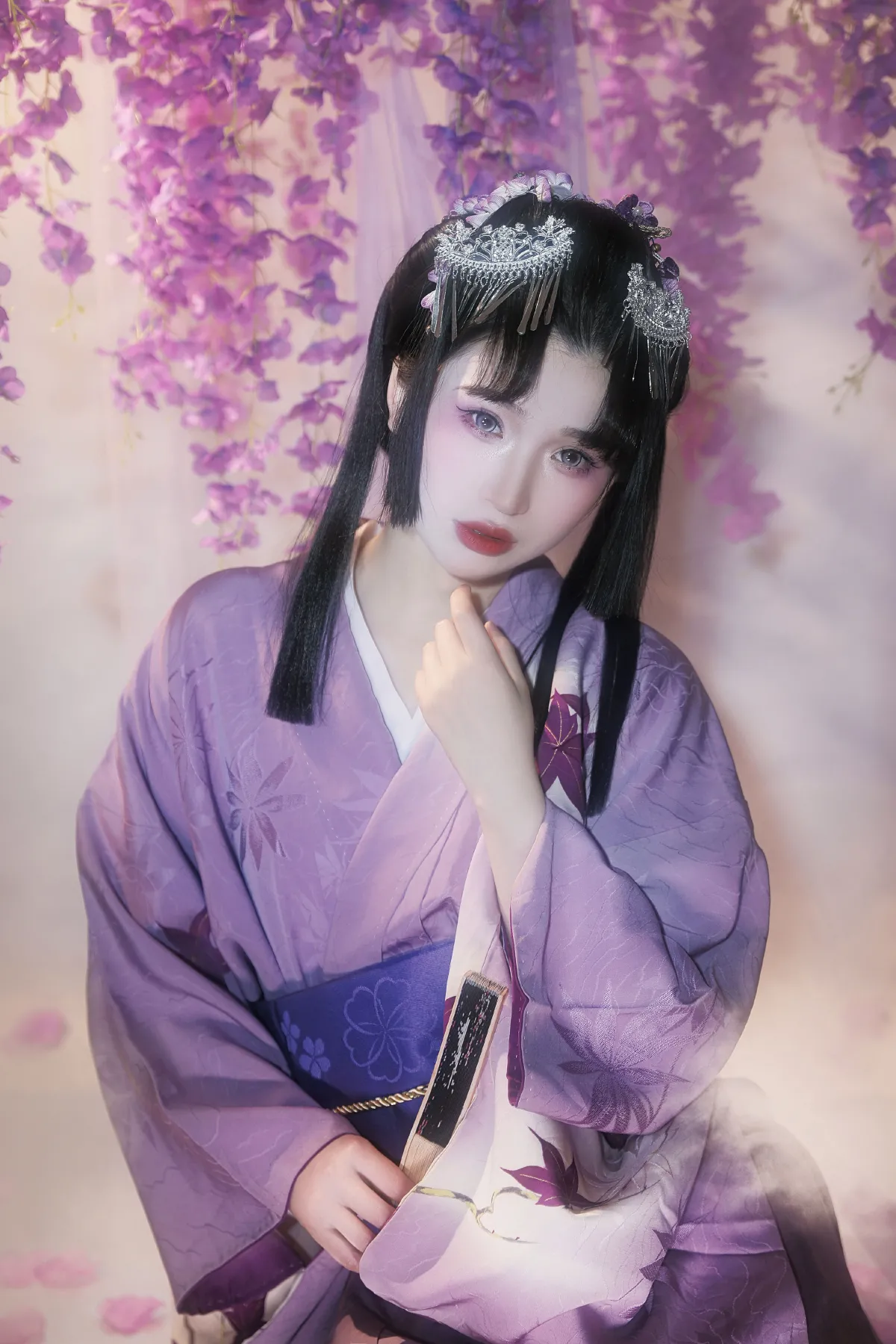 紫藤花妖