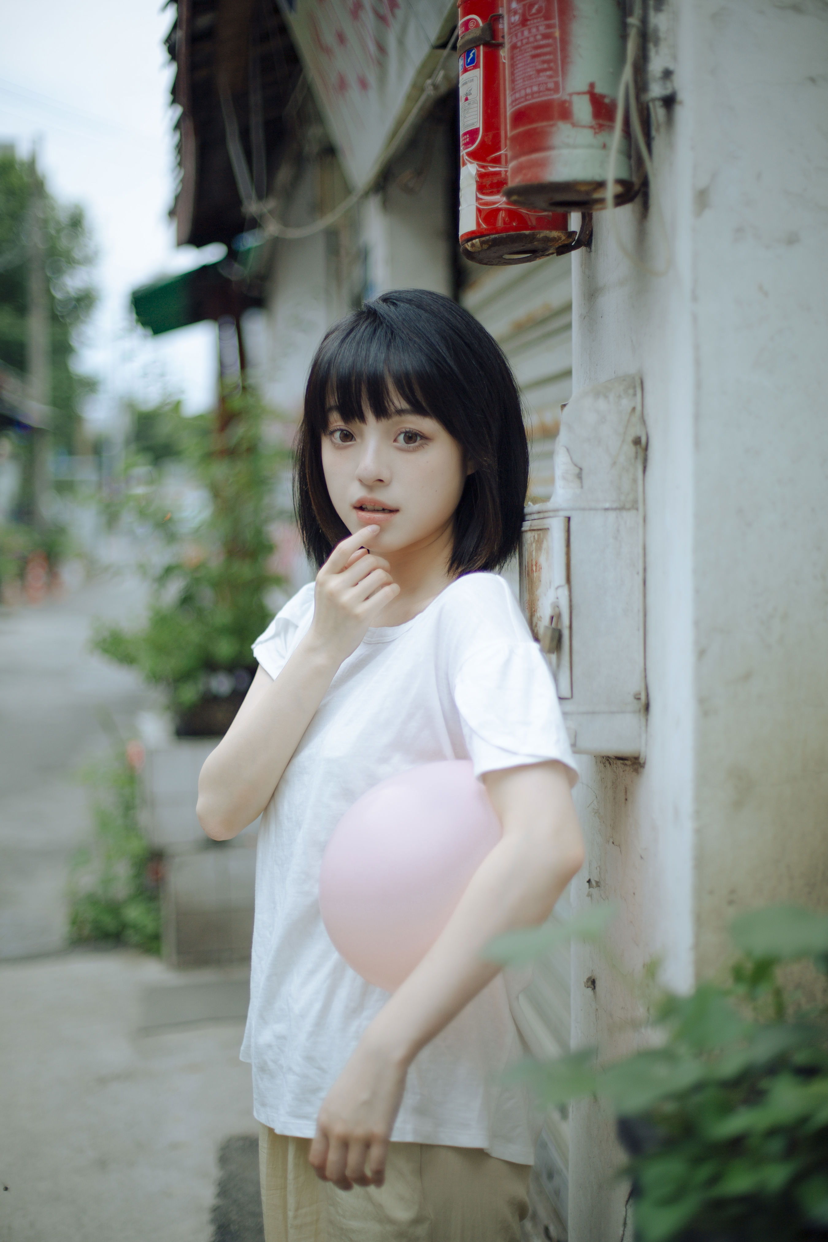 在夏日街头漫游